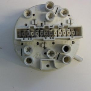 0046 -- 000 (83) PRESSOSTATO COD. 132253151 CODICE ALTERNATIVO 7920081 PER LAVATRICE ZOPPAS PERFECTA MOD. P8, P5, zoppas z 620