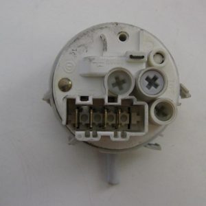 PRESSOSTATO COD. 160015912.02   PER LAVATRICE ARISTON, avl 68 it MARGHERITA 2000 AL129X, AVL 109