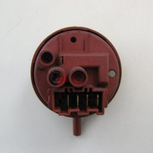 PRESSOSTATO COD. 160016158   CODICE ALTERNATIVO: 505GF1 02   PER ARISTON AVL68, ARISTON AVL89, AVL109, AVL88, AVXL88 IT, AVXL109, INDESIT WIXL105, WIXL126