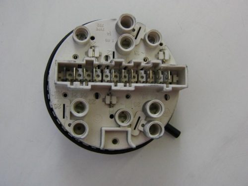 PRESSOSTATO COD. 124732720   PER LAVATRICE ZOPPAS PR653X, CASTOR C550X
