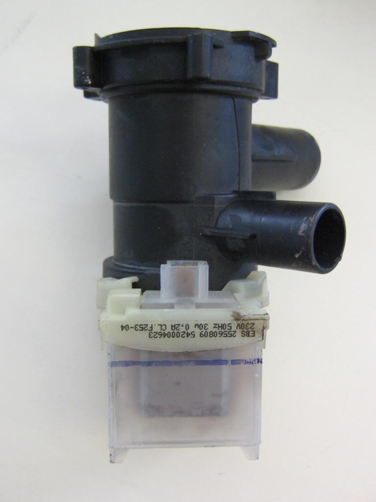 0104 -- 000 (119) Pompa lavatrice Bosch MAXX 6 cod 25560809