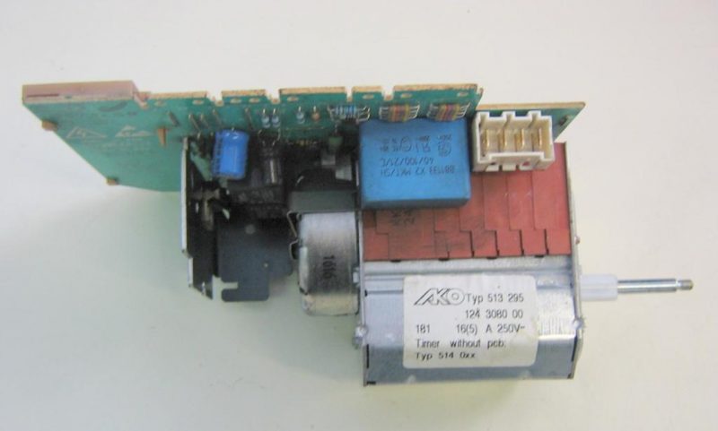 Timer lavatrice Aeg LAVAMAT W831 cod 124308000