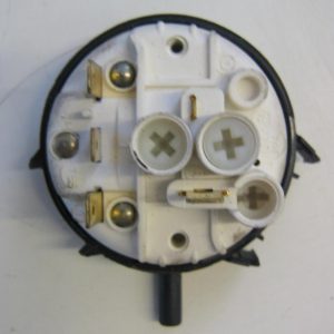 0224 -- 000 (239) PRESSOSTATO COD. 16001176000 CODICE ALTERNATIVO: 761455 PER LAVARTICE INDESIT WA6, WA8, WA 10 IT