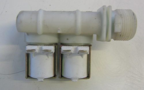 0225 -- 000 (240) Elettrovalvola lavatrice Indesit WA6 cod 43001