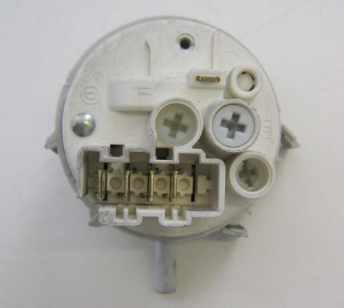 0244 -- 000 (259) PRESSOSTATO COD. 160014157.00 CODICE ALTERNATIVO: 7650004 PER LAVATRICE ARISTON AB66, WP100, AB84, INDESIT WP67EX, WAP61, WA6, WA8, WA10