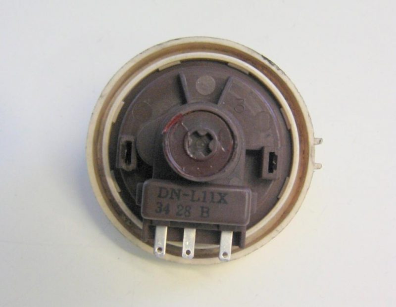 PRESSOSTATO COD. DN-L11X 34 28 B   PER LAVATRICE LG WD-80130F, WD-65130F