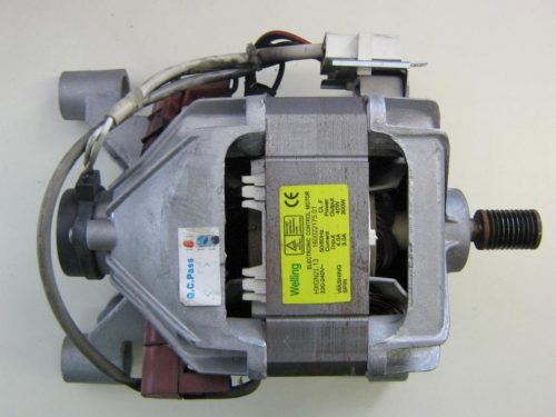 0311 -- 000 (332) Motore lavatrice Indesit WISL86 cod 160022175.01