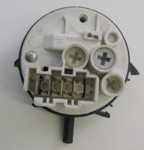 0312 -- 000 (333) PRESSOSTATO COD. 160021186.00 CODICE ALTERNATIVO: 37650082 PER LAVATRICE INDESIT WISL86, WISL85EX, WISL 106, wixxl 86, ARISTON ARSL 88, ARXXL 105, AVSL 109, ARXXF129, ARXXL125, armxl 129