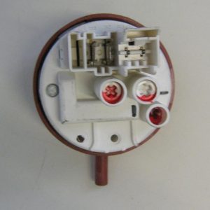 PRESSOSTATO COD. 9000207680   CODICE ALTERNATIVO: 505I0201   PER LAVATRICE BOSCH CLASSIXX 5, WAA12160II/01, FD 8810, FD 8801, FD 8712, FD8707 WAA20160II/05, WAA12161II/11 FD 8812, FD 8804, WAA16162BY/16, WAA16161I/24,bosch fd 8710, siemens wm08a