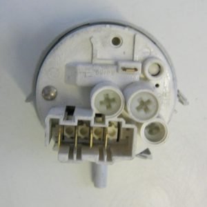 PRESSOSTATO COD. 16001417100   CODICE ALTERNATIVO: 7650002   PER LAVATRICE ARISTON AL89X, AL 68 X, ariston ab 88