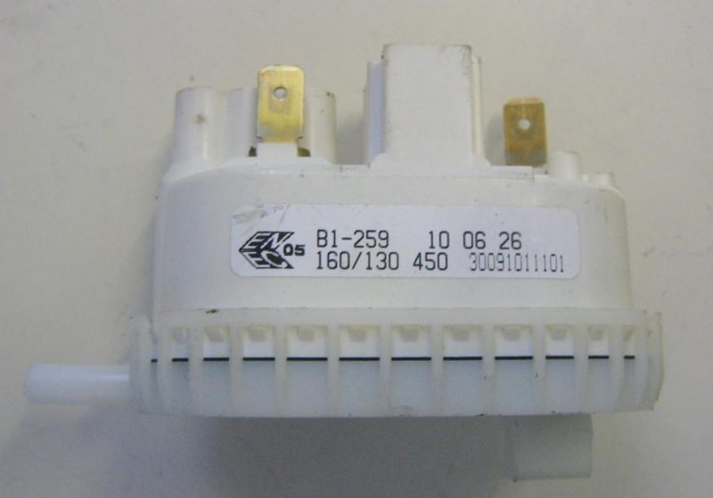 PRESSOSTATO COD. B1-259   CODICE ALTERNATIVO: 30091011101   PER LAVATRICE SANGIORGIO ANITA A6