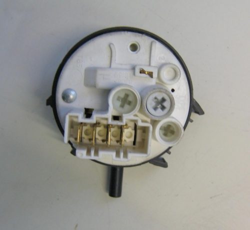 0447 -- 000 (521) PRESSOSTATO COD. 160015912.05 CODICE ALTERNATIVO: 7650055 PER LAVATRICE ARISTON AQUALTIS AQXXL109, AQXXF129H