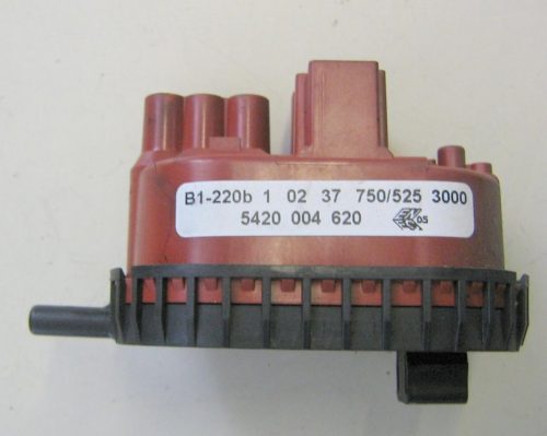 PRESSOSTATO COD. B1-220B   CODICE ALTERNATIVO: 5420004620   PER LAVATRICE BOSCH MAXX COMFORT,WFD 1260, WFO1260II/01 FD 8204, BOSCH FD8402, FD 8205, WFO1343IT/10, SIEMENS FD8309
