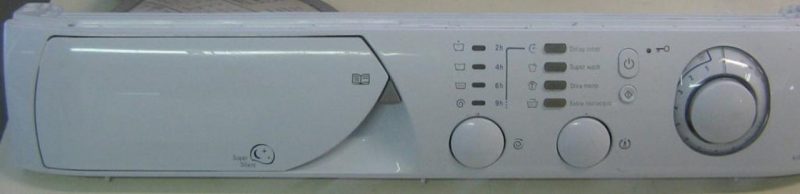 FRONTALE PER LAVATRICE ARISTON AVL109   COMPLETO DI SCHEDA COMANDI E SELETTORI 21500750702