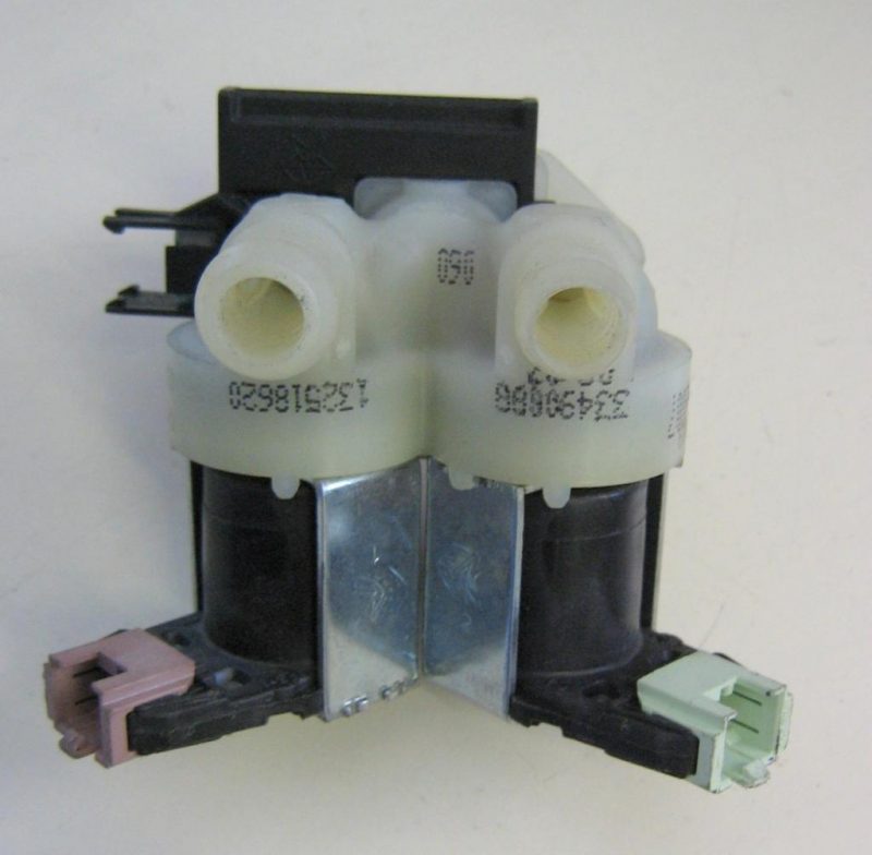 Elettrovalvola lavatrice Electrolux RWN12781W cod 132518620