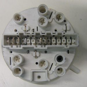 PRESSOSTATO COD.132364830   CODICE ALTERNATIVO: 7920095   PER LAVATRICE REX ELECTROLUX T620SP