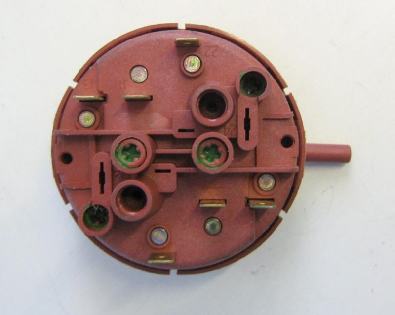 PRESSOSTATO COD. 505CD103   CODICE ALTERNATIVO: 31I5SPIN40L   PER LAVATRICE SANGIORGIO SGF065, IPX4
