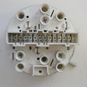 PRESSOSTATO COD. 12473282/2   CODICE ALTERNATIVO: 793881   PER LAVATRICE ELECTROLUX EW 645F, REX RLV8X, RLB 64X, ZOPPAS, PO655B,rexrl654,  zoppas po 853 c, rex rle8