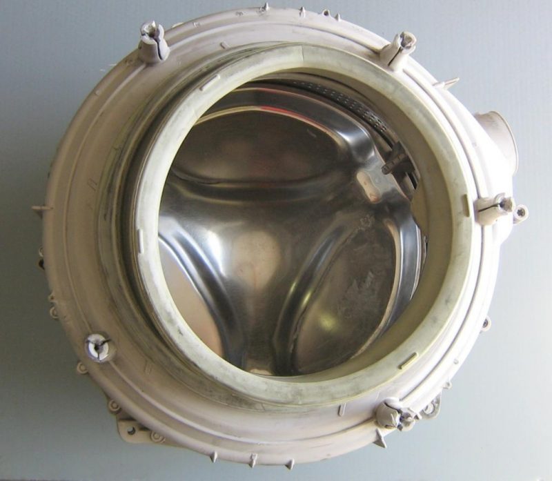 GRUPPO VASCA COMPLETO PER LAVATRICE ZOPPAS PO655B  CON GUARNIZIONE