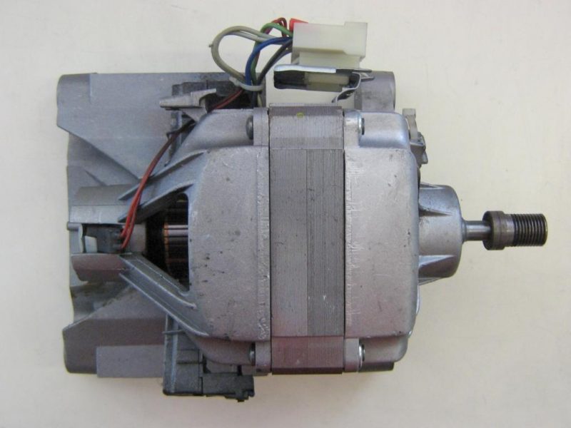 Motore lavatrice Zoppas PL643C cod MCA 30/64 - 148/ZN