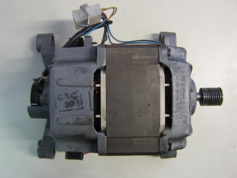 Motore lavatrice Ocean LFO2125 cod 30023674