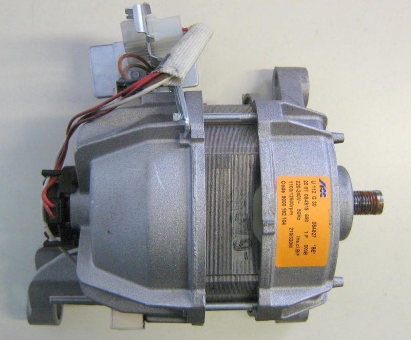 Motore lavatrice Bosch WAA12160II cod 9000162104