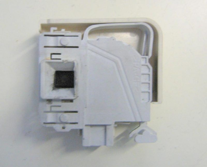 Bloccaporta lavatrice Bosch WAQ20420 cod 9000466729