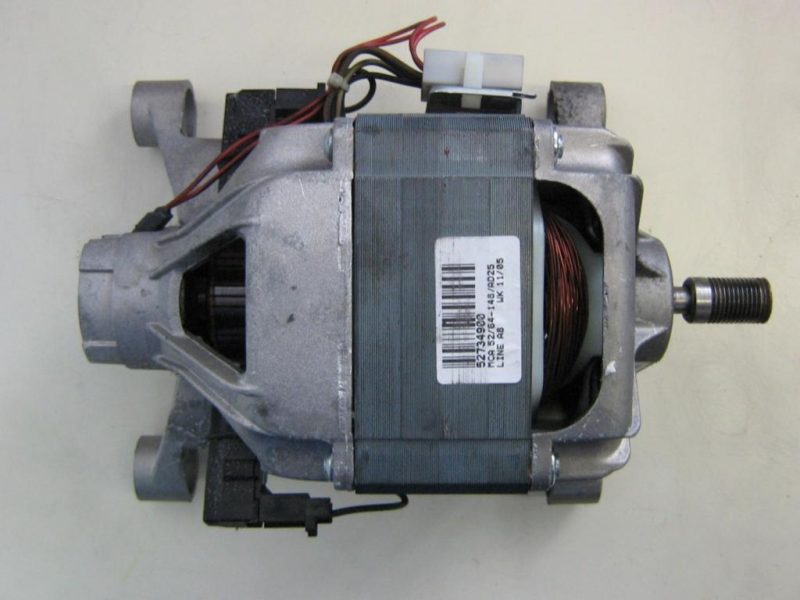 Motore lavatrice Indesit WI122 cod MCA 52/64 - 148/AD9