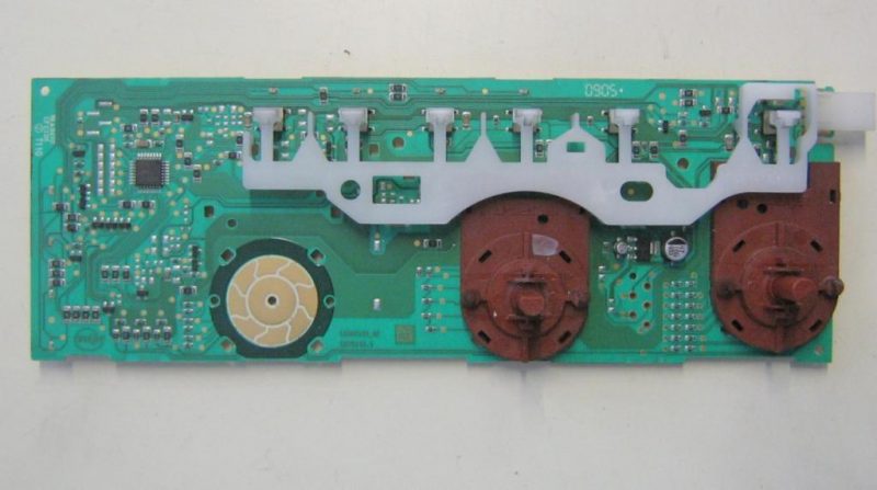 Scheda comandi lavatrice Indesit WINV80 cod 21016022001