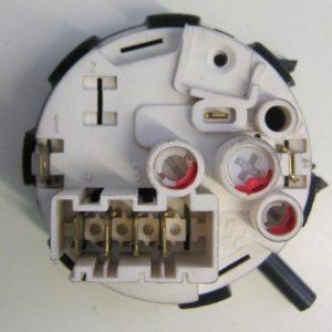 0684 -- 000 (704) PRESSOSTATO COD. 41019605 PER LAVATRICE HOOVER VHDS 610 Z-30, VHD710, VHDS 614 P 30, VHD 810-30, vhd 8144pd, CANDY CM2 106, GO4 ,F068-018, GO 108-1, GO4 106-01, GO 147/1-01, GO F147-01S, GO F127-01S, GO4 106 DF,hoover vhds 6113 d-30, hoover hoover dyns