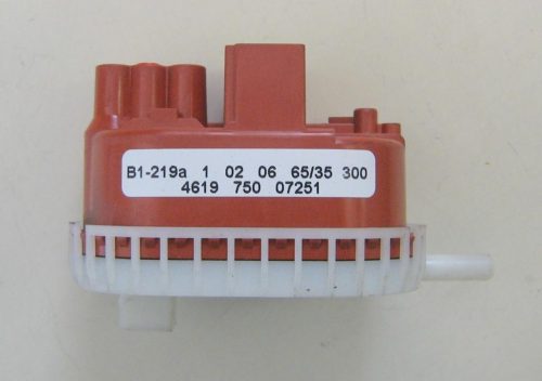 PRESSOSTATO COD.B1-219A   CODICE ALTERNATIVO: 461975007251   PER LAVATRICE Whirlpool AWT 2266, awt2068/2