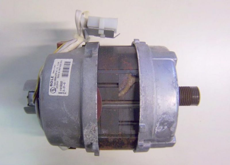 Motore lavatrice Philco UNICA A8/B cod 584070.0