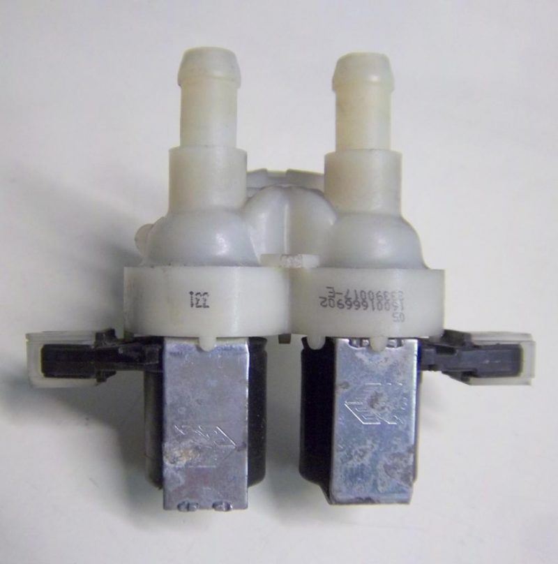Elettrovalvola lavatrice Indesit WITL106 cod 1601666902