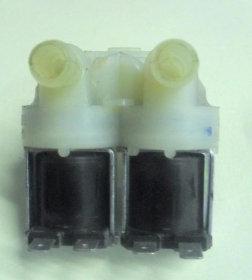 0867 -- 000 (939) Elettrovalvola lavatrice Ignis LOP 6050 cod 33490081