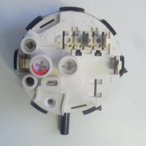 PRESSOSTATO COD. 46000794   PER LAVATRICE CANDY CHIARA 90AA, CTE 7 AA, CTH 107, CTY 84 SY, CTD 11 AA, CTS 66 AT, CTY 104 SY,  ZEROWATT ZTC 10 AA