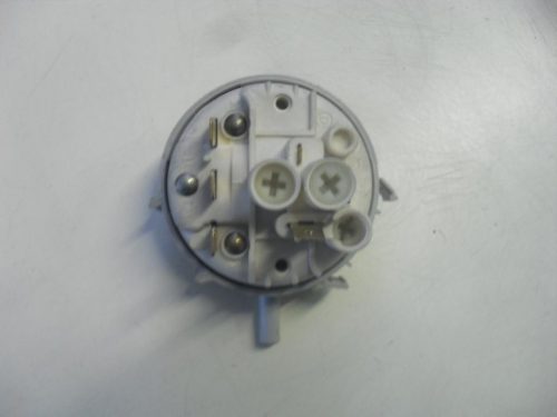 0949 -- 000 (969) PRESSOSTATO COD. 160012022.00 CODICE ALTERNATIVO: 761459 PER LAVATRICE INDESIT WS 68X, WAS 6 X, ARISTON ALS89X, ALS 68 X, ALS 109X