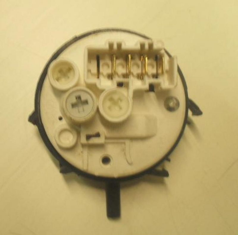 0975 -- 000 (995) PRESSOSTATO COD. 160017458.00 CODICE ALTERNATIVO: 7650054 PER LAVATRICE INDESIT WITXL109, WITP83, WITL106, wat8/1, ARISTON ARTXL109, AVTL104, avtf129