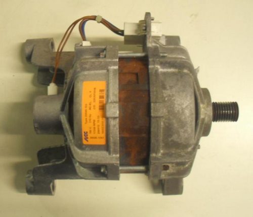 0977 -- 000 (997) Motore lavatrice Indesit WITXL109 cod 160023053.01