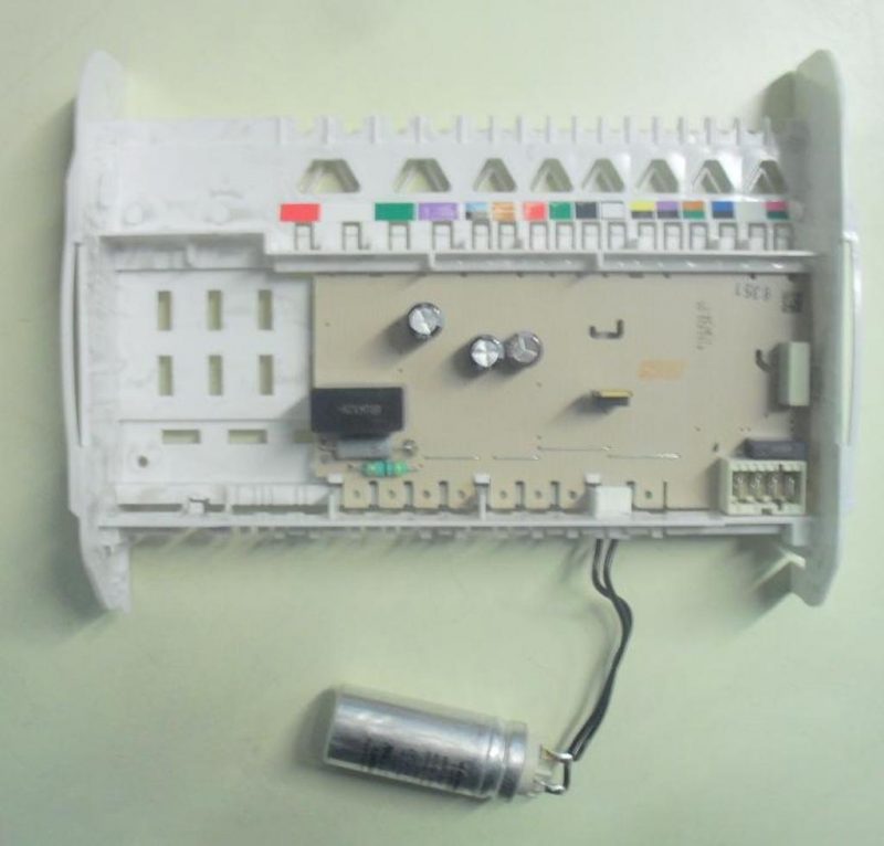 SCHEDA COD.  6122176-00   PER FRIGORIFERO LIEBHERR CNESF 4003, CNES 4013, CNESF 4003