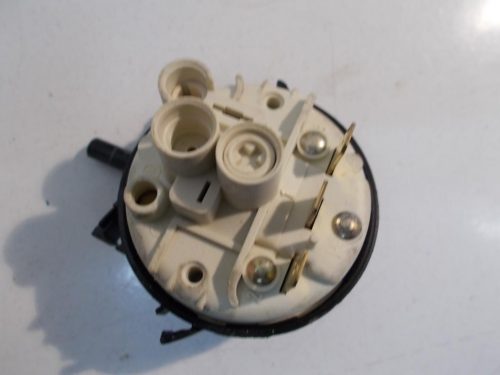 Pressostato lavastoviglie Smeg ST 971 cod 60005007
