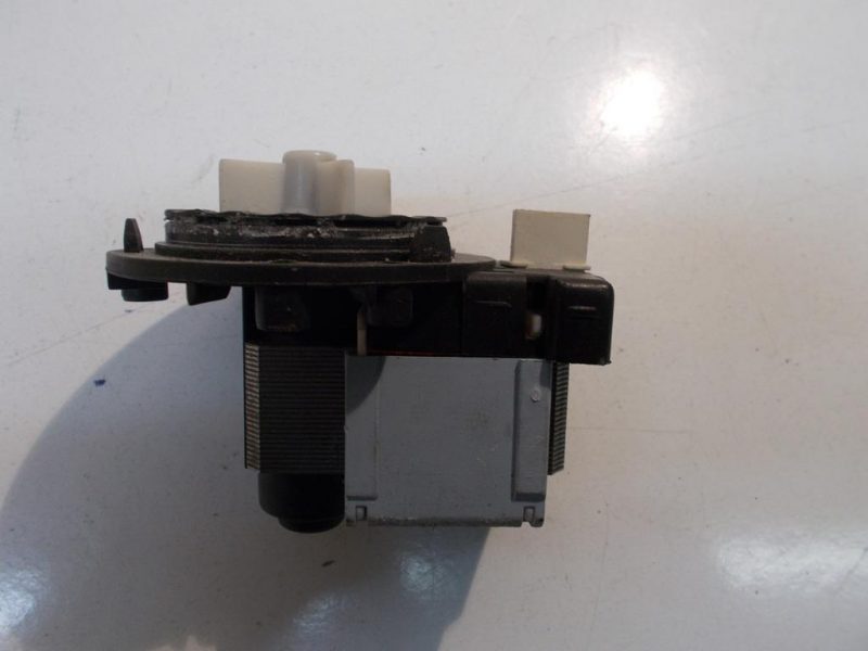 Pompa lavatrice Indesit WIXXL166 cod 160021749