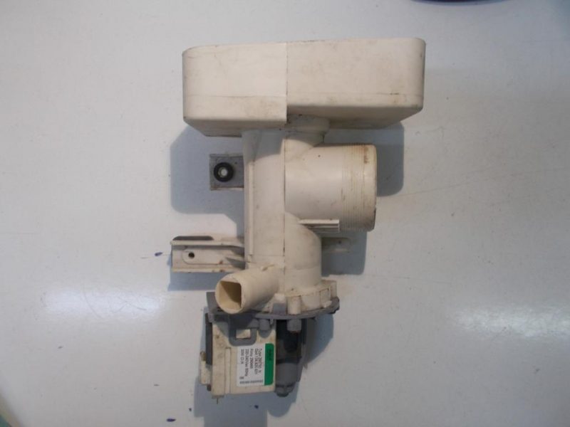 Pompa lavatrice Rex Electrolux RWW16681W cod 124920631