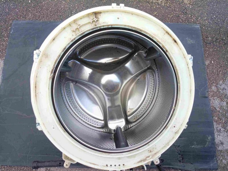 GRUPPO VASCA COMPLETO WHIRLPOOL AWM 8000