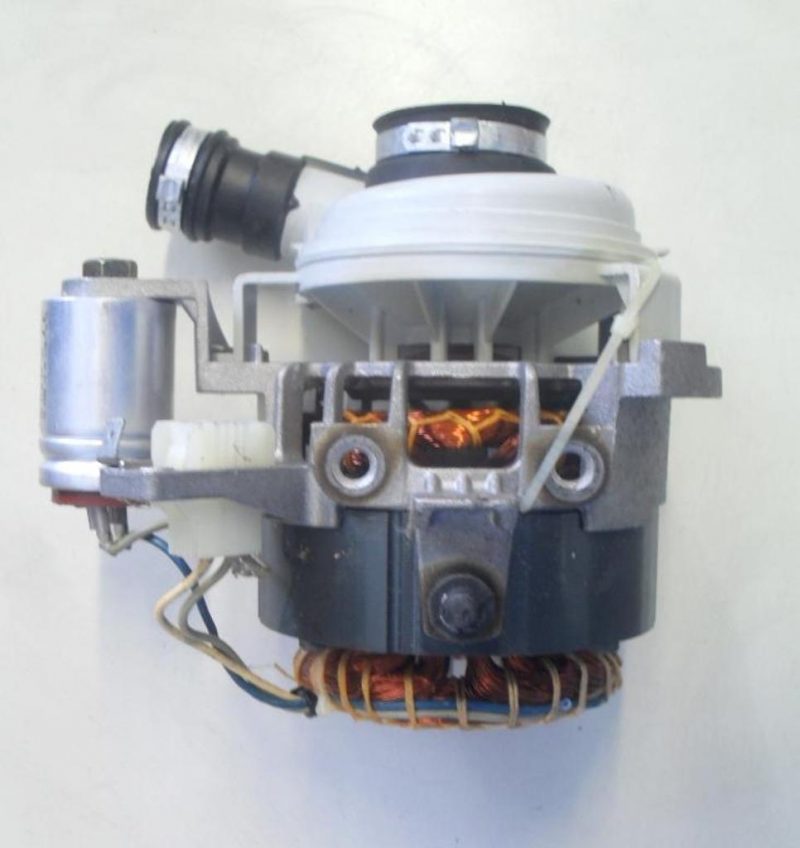 MOTOPOMPA COD. CPI 2/55 - 106/PNT   PER LAVASTOVIGLIE IGNIS LPA 50 4619 724 17841