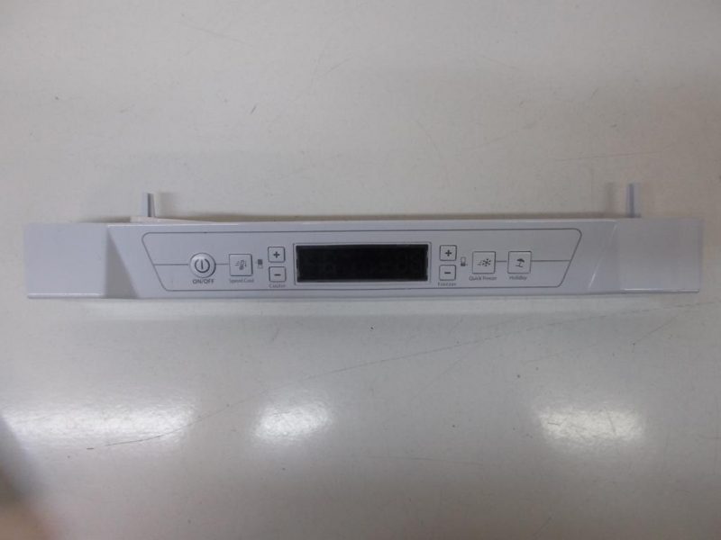 Frontale frigorifero Ariston BCB 33 cod 16200296900