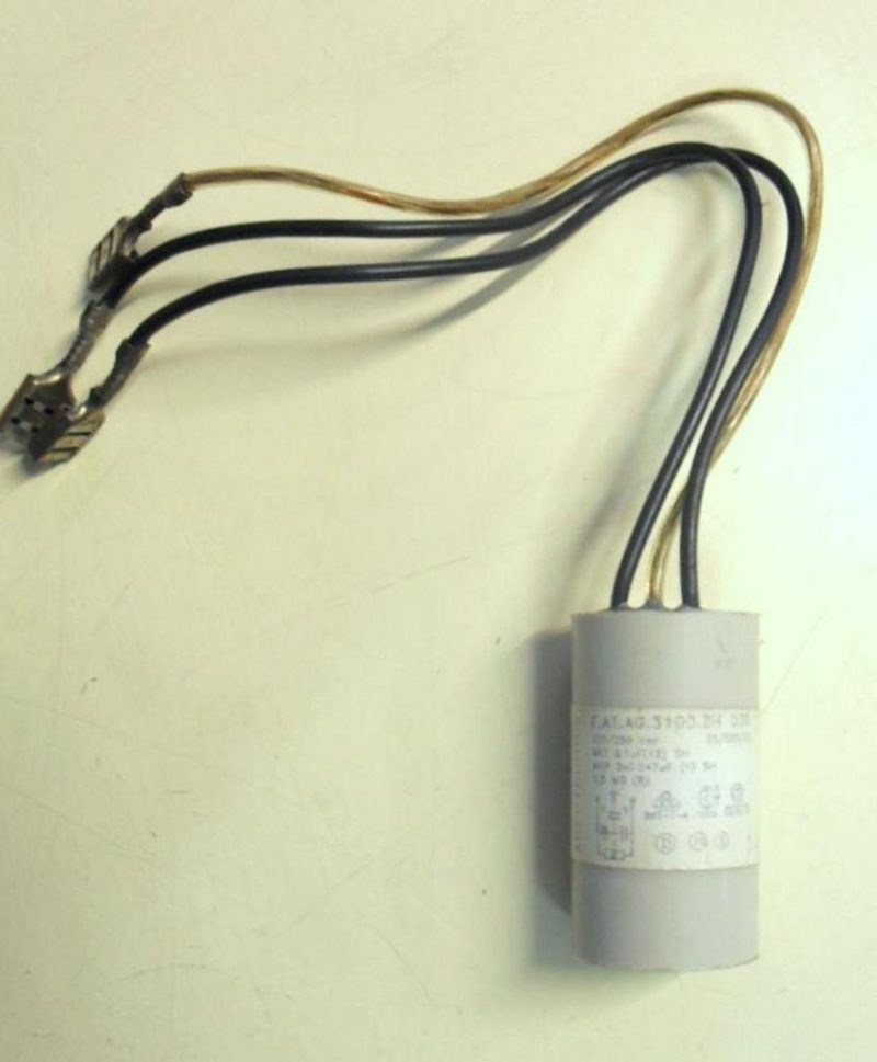 Condensatore lavatrice Ariston AL437 TX cod F.AT.AG. 3100.ZH 030