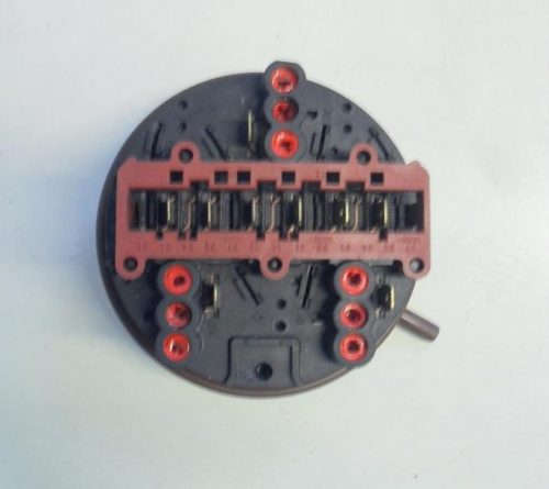 PRESSOSTATO COD. 124519410   PER LAVATRICE REX RT 930 G, castor cs 953