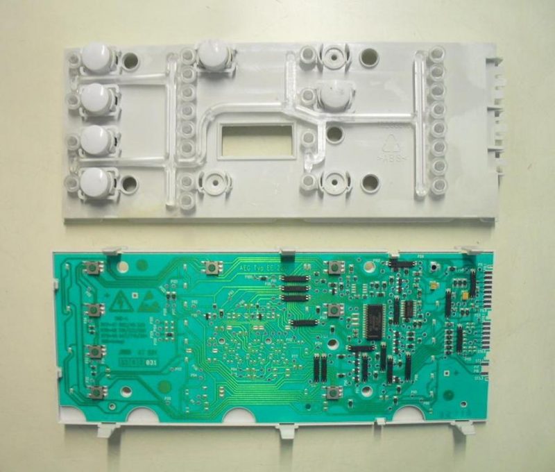 SCHEDA COD. AEG 132007921   COD. AKO 546709 T70  COD. PGP 110501200   SW: UAA00115 OTP   UAA00200 ROM   PER LAVATRICE AEG OKO LAVAMAT 41060