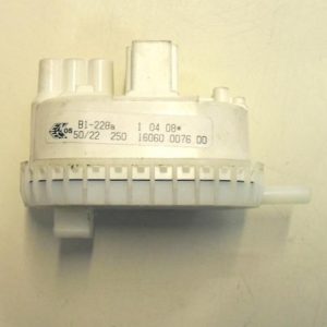 PRESSOSTATO COD. B1-228   CODICE ALTERNATIVO: 160600076.00   PER LAVATRICE SMEG SLB 12 D,smeg slb800