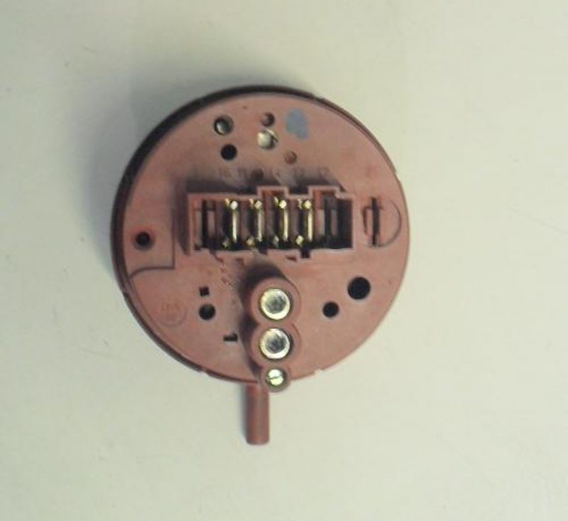 PRESSOSTATO COD. 5500003654   PER LAVATRICE BOSCH MAXX AQUAVIGIL, FD 8118, FD 8105, FD 8011, FD 8401, bosch wfl1661ii/02, WLF1201II/02 FD8103